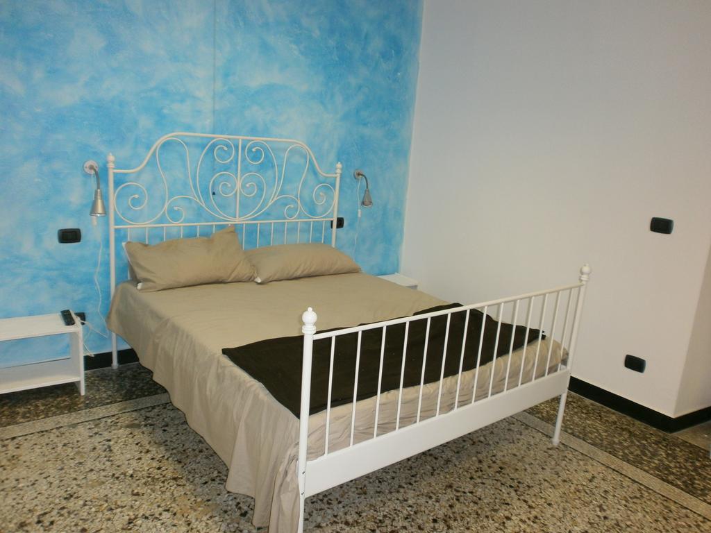 Affittacamere Buenos Ayres Gênes Chambre photo